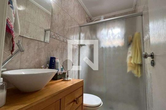 Banheiro de casa à venda com 3 quartos, 360m² em São Domingos, São Paulo