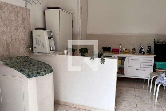 Lavanderia de casa à venda com 3 quartos, 360m² em São Domingos, São Paulo