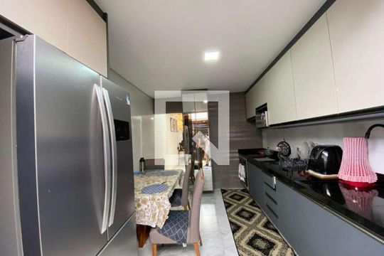 Cozinha de casa à venda com 3 quartos, 300m² em Parque Sao Domingos, São Paulo