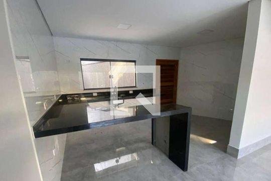 Cozinha de casa à venda com 3 quartos, 300m² em Parque Sao Domingos, São Paulo