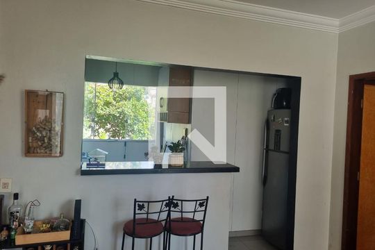 Apartamento à venda com 2 quartos, 87m² em Ana Lúcia, Belo Horizonte