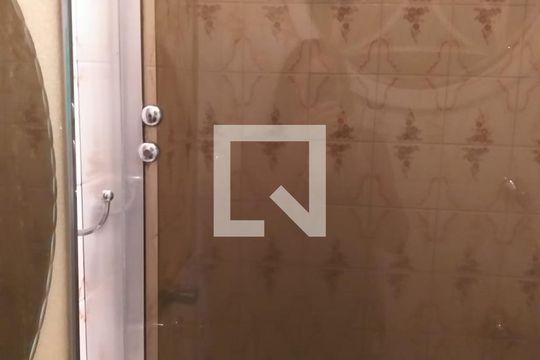 Banheiro de apartamento à venda com 2 quartos, 87m² em Ana Lúcia, Belo Horizonte