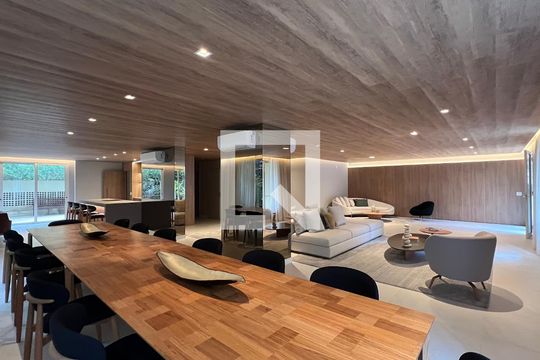 Área comum de apartamento à venda com 4 quartos, 525m² em Alto de Pinheiros, São Paulo