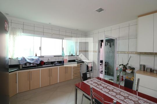 Cozinha de casa à venda com 2 quartos, 180m² em Chácara Belenzinho, São Paulo