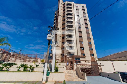 Fachada de apartamento à venda com 3 quartos, 154m² em Jardim Teresa, São Paulo