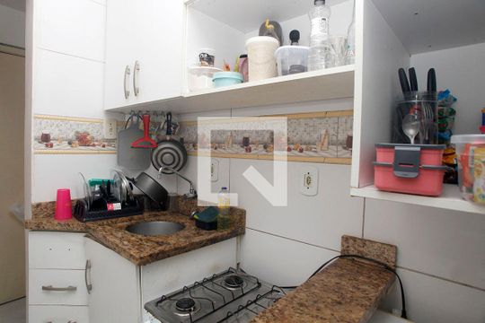 Cozinha de apartamento à venda com 1 quarto, 30m² em Centro Histórico, Porto Alegre