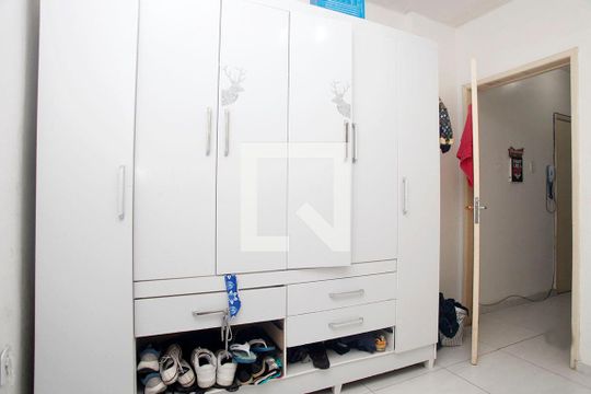 Quarto de apartamento à venda com 1 quarto, 30m² em Centro Histórico, Porto Alegre