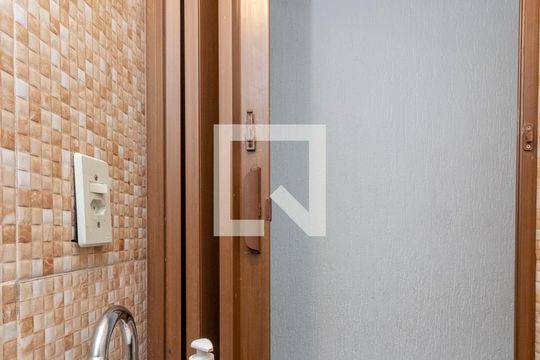 Lavabo de casa de condomínio à venda com 2 quartos, 74m² em Parque Boturussu, São Paulo