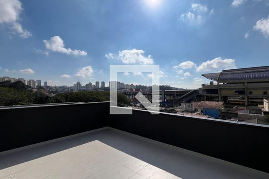 Área Externa de kitnet/studio para alugar com 1 quarto, 25m² em Ferreira, São Paulo