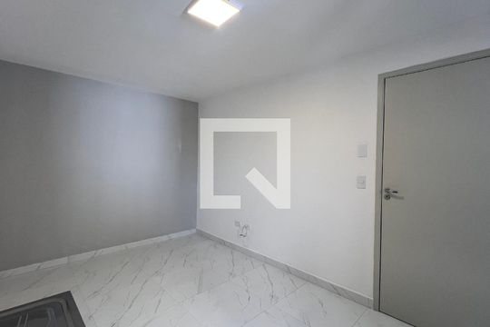 Studio de kitnet/studio para alugar com 1 quarto, 25m² em Ferreira, São Paulo