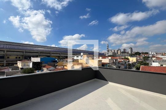Área Externa de kitnet/studio para alugar com 1 quarto, 25m² em Ferreira, São Paulo