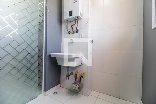 Área de Serviço de apartamento para alugar com 2 quartos, 61m² em Tamboré, Barueri