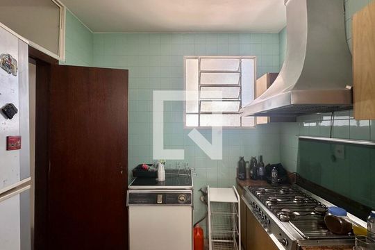 Cozinha de casa à venda com 5 quartos, 246m² em Barroca, Belo Horizonte