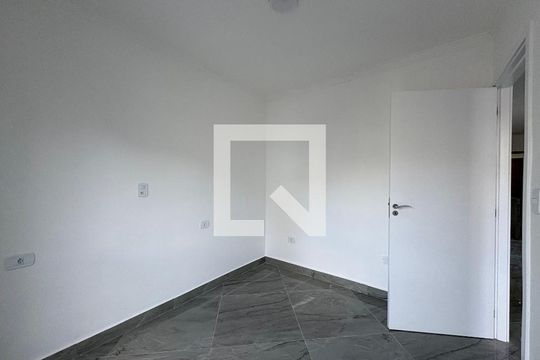 Quarto 1 de apartamento para alugar com 1 quarto, 76m² em Parque das Nações, Santo André