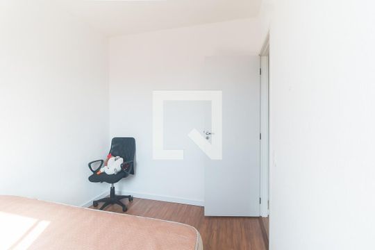Quarto 1 de apartamento para alugar com 2 quartos, 42m² em Vila Perracini, Poá