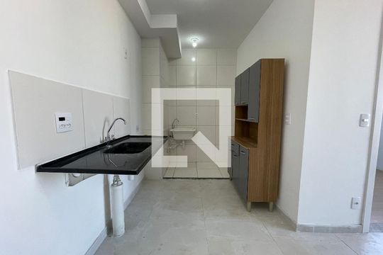 Cozinha de apartamento à venda com 2 quartos, 36m² em Jardim Peri Peri, São Paulo