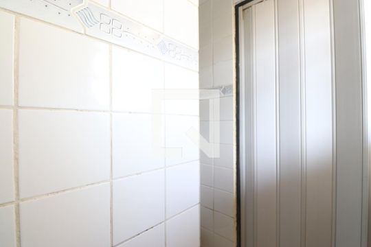 Banheiro de casa para alugar com 1 quarto, 25m² em Vila Anglo Brasileira, São Paulo