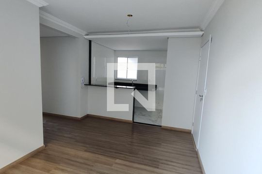Sala de apartamento à venda com 2 quartos, 98m² em Cabral, Contagem