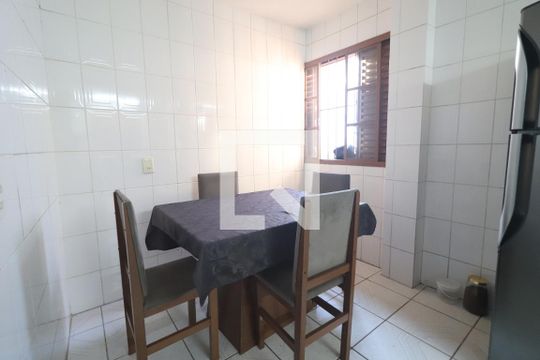 Cozinha de casa à venda com 4 quartos, 150m² em Ideal, Novo Hamburgo