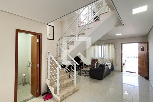Sala de casa à venda com 3 quartos, 181m² em Parque Erasmo Assunção, Santo André