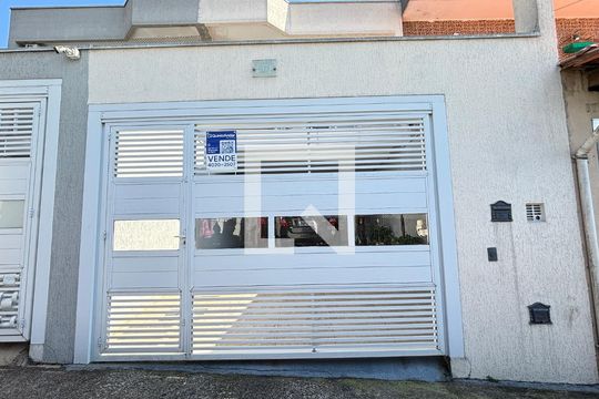 Fachada de casa à venda com 3 quartos, 181m² em Parque Erasmo Assunção, Santo André