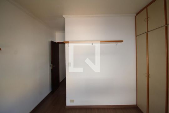 Suíte de casa à venda com 3 quartos, 170m² em Vila Barbosa, São Paulo