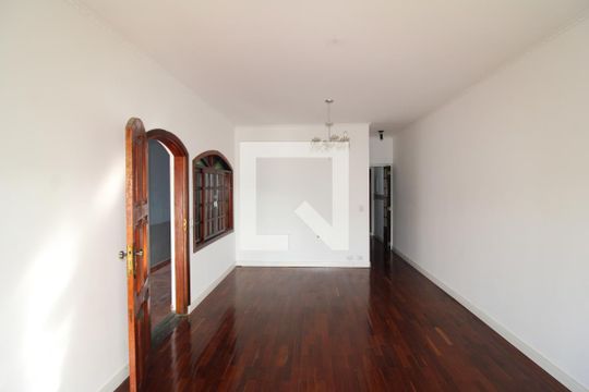 Sala de casa à venda com 3 quartos, 170m² em Vila Barbosa, São Paulo