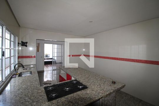 Cozinha de casa à venda com 3 quartos, 170m² em Vila Barbosa, São Paulo