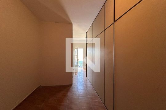 Sala de apartamento para alugar com 2 quartos, 55m² em Jardim Maristela, São Paulo