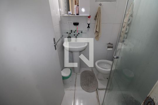 Banheiro de apartamento à venda com 2 quartos, 50m² em Vila Santa Maria, São Paulo
