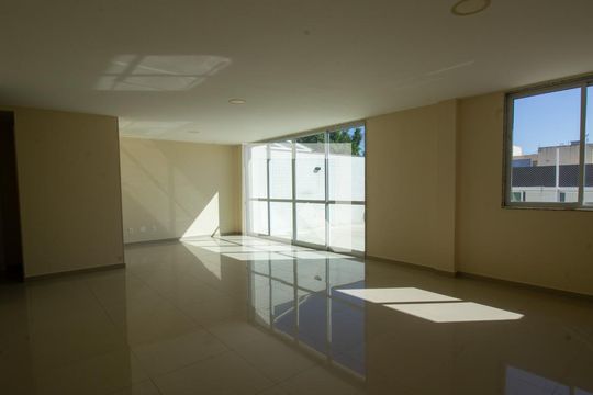 Sala de apartamento para alugar com 3 quartos, 350m² em Recreio dos Bandeirantes, Rio de Janeiro