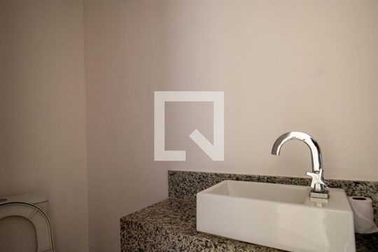 Lavabo de apartamento para alugar com 3 quartos, 350m² em Recreio dos Bandeirantes, Rio de Janeiro