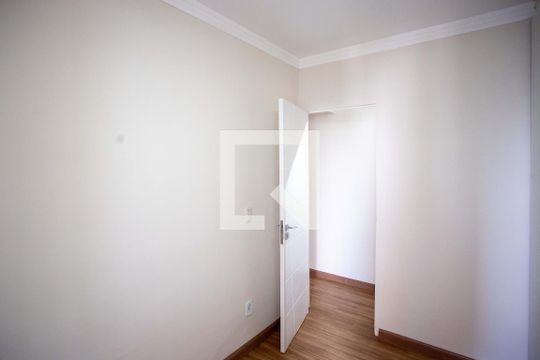 Quarto 1 de apartamento para alugar com 2 quartos, 43m² em Canhema, Diadema