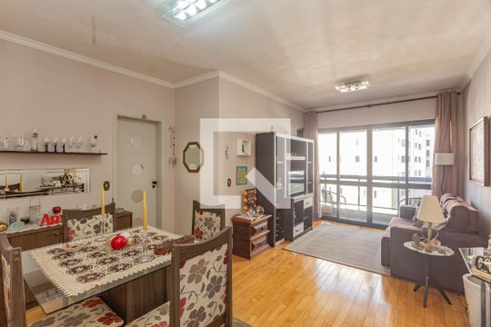 Sala de apartamento para alugar com 3 quartos, 84m² em Vila Gumercindo, São Paulo