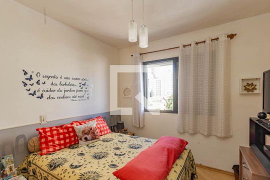 Suíte de apartamento para alugar com 3 quartos, 84m² em Vila Gumercindo, São Paulo