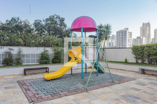 Área comum - Playground de apartamento para alugar com 3 quartos, 84m² em Vila Gumercindo, São Paulo