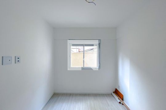 Quarto 2 de apartamento para alugar com 2 quartos, 41m² em Vila Prudente, São Paulo