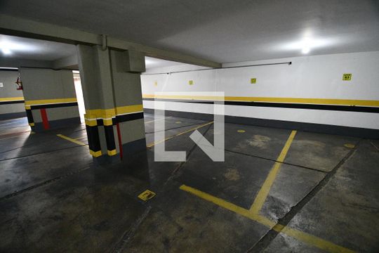 Garagem de apartamento para alugar com 1 quarto, 50m² em Vila Paraiso, Campinas