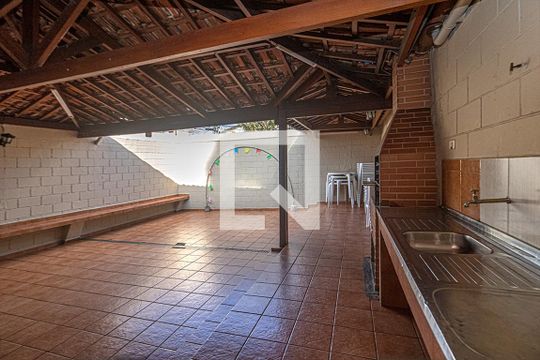 Área comum de apartamento para alugar com 3 quartos, 48m² em Jardim Maristela, São Paulo