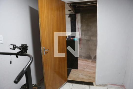 Quarto 3 de casa à venda com 4 quartos, 100m² em Bandeirantes, Contagem