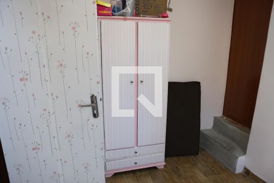 Quarto 1 de casa à venda com 4 quartos, 100m² em Bandeirantes, Contagem