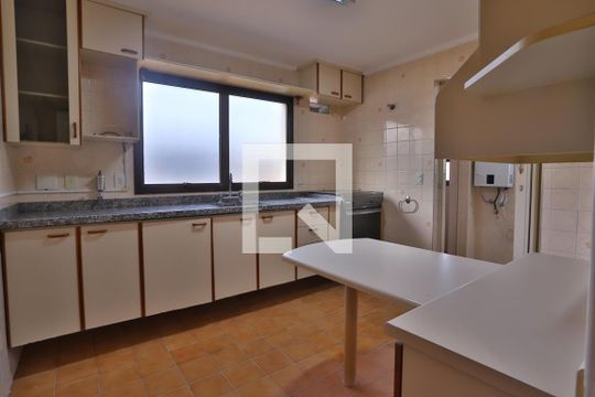 Cozinha de apartamento à venda com 3 quartos, 112m² em Mooca, São Paulo