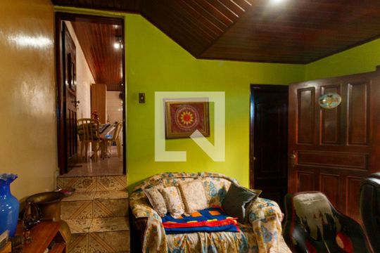 Sala de casa à venda com 2 quartos, 120m² em Parque Vitoria, São Paulo