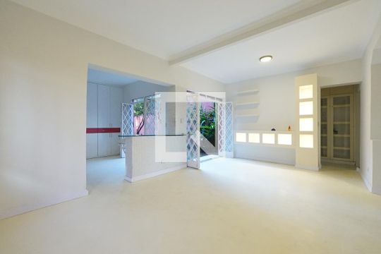 Sala de casa para alugar com 3 quartos, 280m² em Vila Mariana, São Paulo