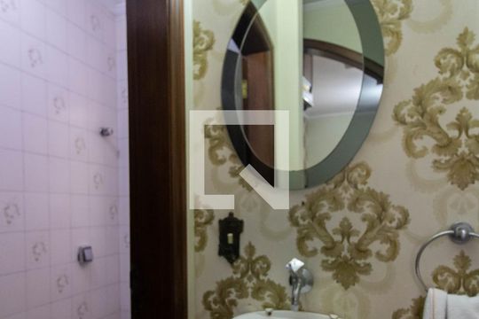 Lavabo de casa para alugar com 3 quartos, 270m² em Vila Galvão, Guarulhos