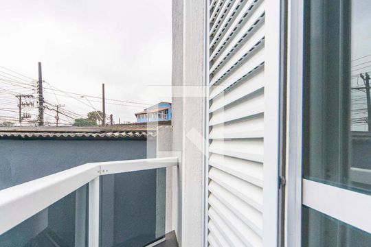 Varanda Suíte de apartamento à venda com 2 quartos, 53m² em Parque Capuava, Santo André