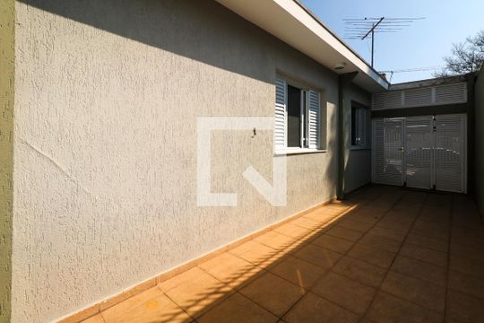 Quintal de casa à venda com 3 quartos, 235m² em Jardim Sao Caetano, São Caetano do Sul