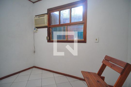 Quarto 2 de casa à venda com 2 quartos, 60m² em Santo Afonso, Novo Hamburgo