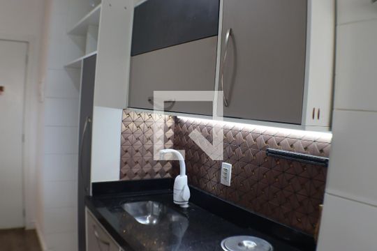 Cozinha de apartamento à venda com 2 quartos, 51m² em Centro, Barueri