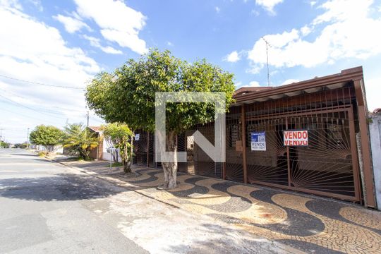 Fachada de casa à venda com 3 quartos, 234m² em Jardim Novo Campos Eliseos, Campinas